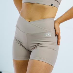 Short Crossover Cappuccino